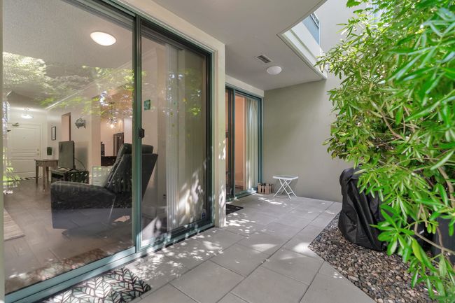 111 - 1785 Martin Dr, Condo with 2 bedrooms, 2 bathrooms and 1 parking in Surrey BC | Image 19
