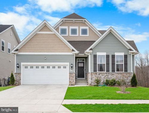 5196 Newport Cir, WHITE PLAINS, MD, 20695-4301 | Card Image