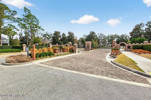 8519 Mabel Dr, Jacksonville, FL, 32256-1946 | Card Image