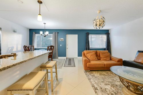 apt-314-3100 Springdale Blvd, Palm Springs, FL, 33461-1105 | Card Image