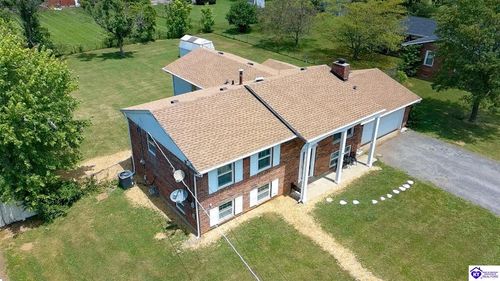 825 W Crocus Dr, Radcliff, KY, 40160-2313 | Card Image