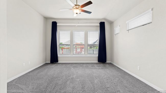 478 Foxtail Vly, House other with 4 bedrooms, 3 bathrooms and null parking in Cibolo TX | Image 18