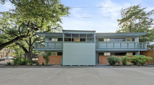 4-217 E 12th St, Houston, TX, 77008-7073 | Card Image