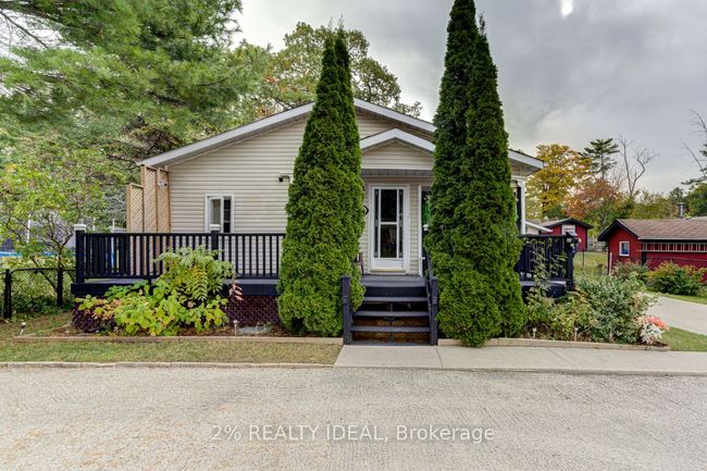 141 River Rd E, House other with 2 bedrooms, 2 bathrooms and 7 parking in Wasaga Beach ON | Image 4
