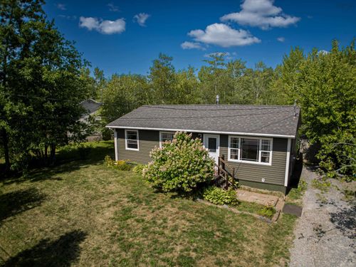 20 Frederick Allen Dr, Lantz, NS, B2S1X9 | Card Image
