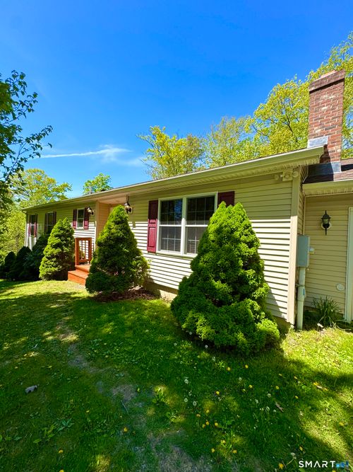 245 Martha St, Torrington, CT, 06790-6084 | Card Image