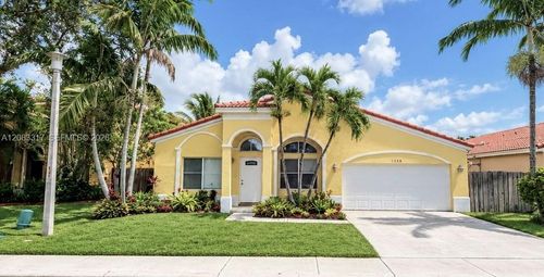 1738 Sw 108th Way, Davie, FL, 33324-7174 | Card Image