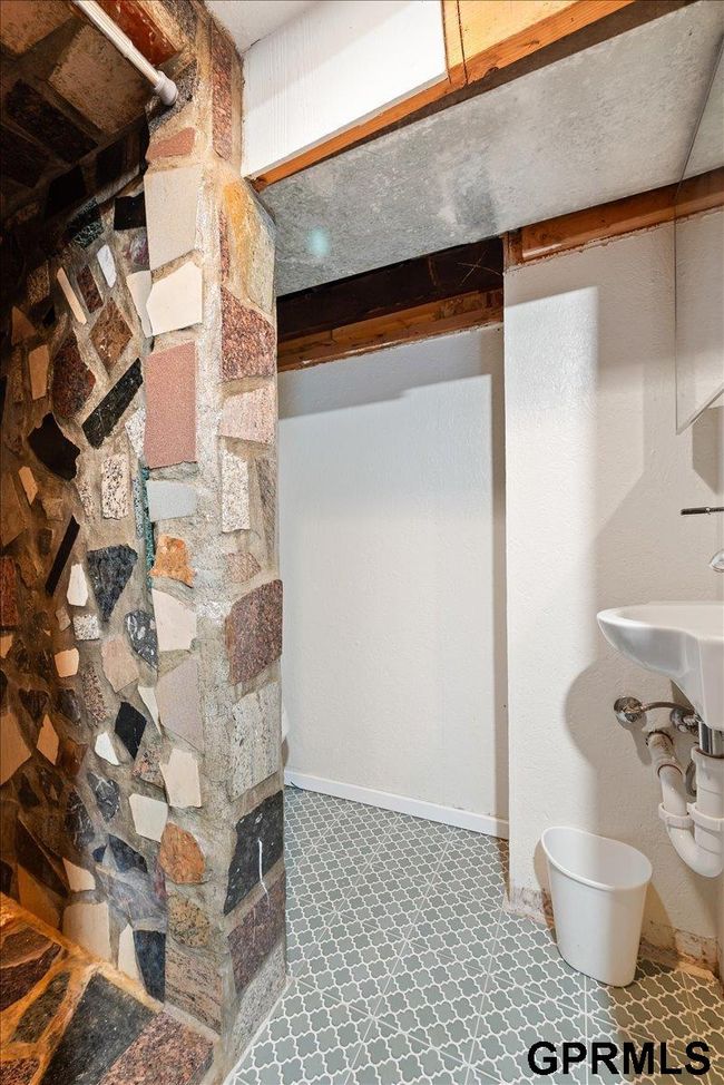 3018 Frederick St, House other with 3 bedrooms, 3 bathrooms and 2 parking in Omaha NE | Image 39