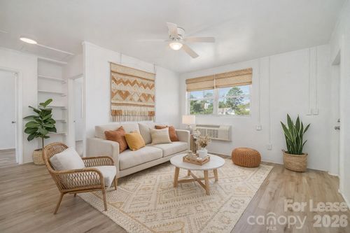 b3-200 York St, chester, SC, 29706-1443 | Card Image