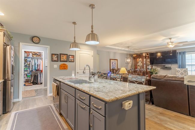B - 5322 Dauby Dr, Condo with 3 bedrooms, 2 bathrooms and null parking in Evansville IN | Image 13
