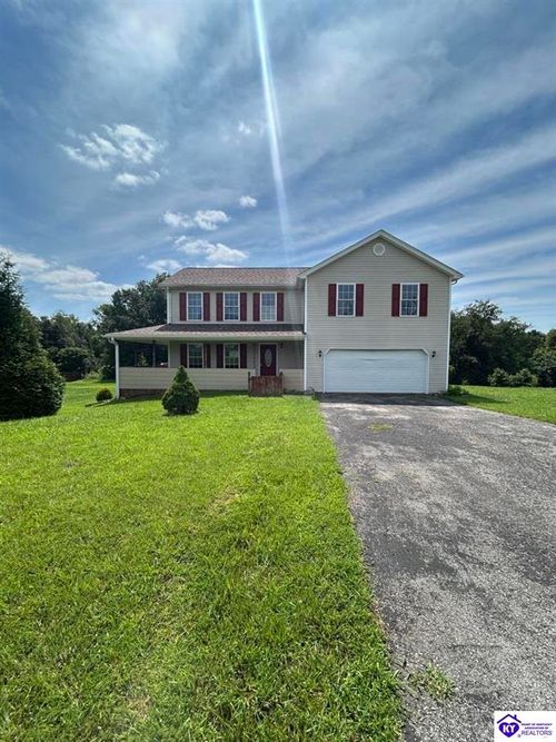 37 Infantry Ct, Vine Grove, KY, 40175-7204 | Card Image