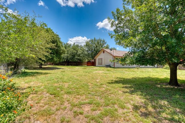 215 E Mountain View Dr, House other with 3 bedrooms, 2 bathrooms and null parking in Burnet TX | Image 28