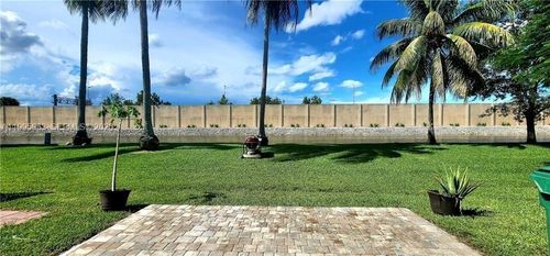 9905 Nw 57th Mnr, Coral Springs, FL, 33076-2830 | Card Image