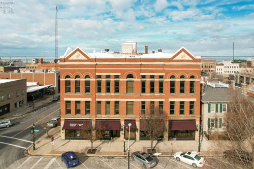 237 W Washington Row, Sandusky, OH, 44870-2631 | Card Image