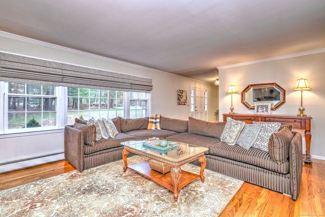 547 Wheeler Rd, House other with 4 bedrooms, 3 bathrooms and null parking in Monroe CT | Image 5