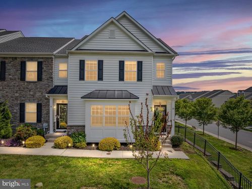 10 Skylar Cir, MEDIA, PA, 19063-3330 | Card Image