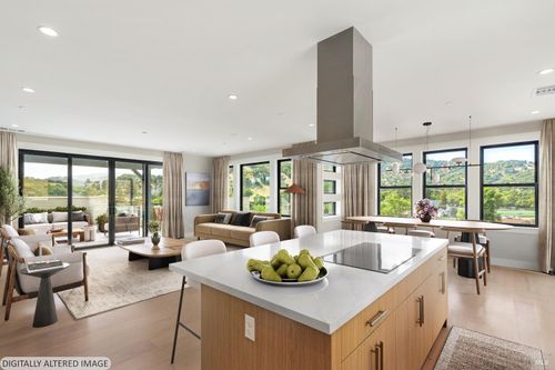 31 Erin Drive, San Rafael, CA, 94903 | Card Image