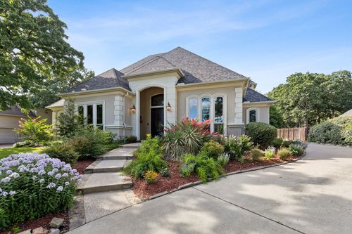 510 Fox Gln, Southlake, TX, 76092-4319 | Card Image