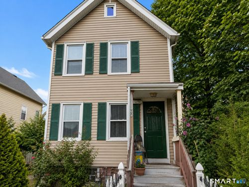 30 Chamberlain Pl, New Haven, CT, 06512-1608 | Card Image