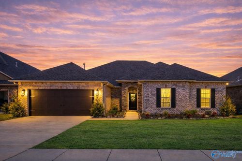 103 Tanner Drake Ct, New Market, AL, 35761-4402 | Card Image
