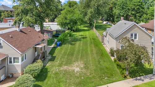 1950 Vermont St, Blue Island, IL, 60406-2677 | Card Image