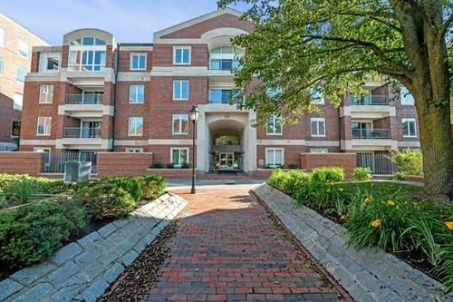 apt-204-130 Mount Auburn St, Cambridge, MA, 02138-5778 | Card Image