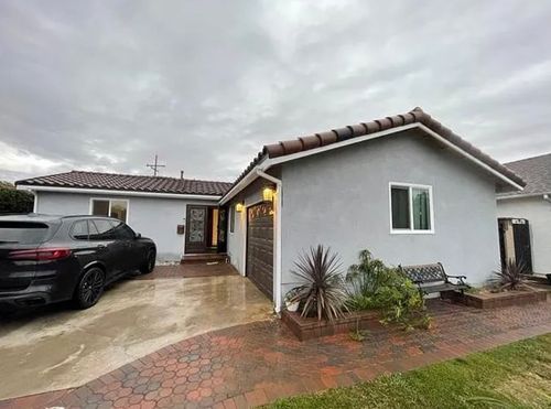 10502 Pangborn Ave, Downey, CA, 90241-2938 | Card Image
