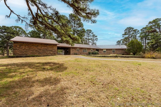 33742 Pleasant Valley Rd, House other with 3 bedrooms, 3 bathrooms and null parking in Poteau OK | Image 45