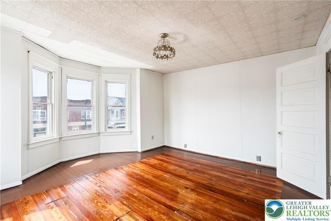 1926 W Broad St, Townhouse with 4 bedrooms, 1 bathrooms and null parking in BETHLEHEM PA | Image 24