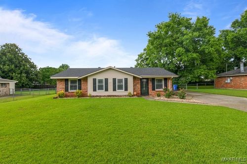 111 Lori St, Prattville, AL, 36066-6017 | Card Image