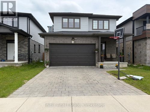1589 Henrica Ave, London, ON, N6G0S8 | Card Image