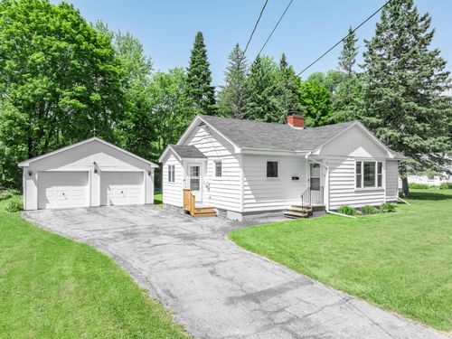 15 Parkway N, Brewer, ME, 04412-1234 | Card Image