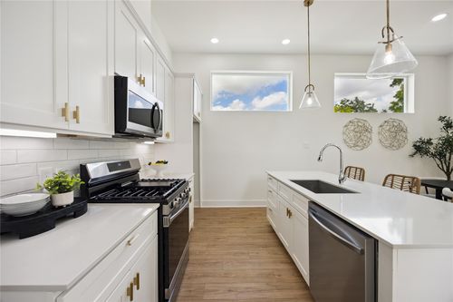 unit-e-835 Rachel St, Houston, TX, 77091-0008 | Card Image