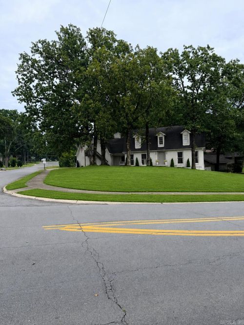 2400 Justin Matthews Drive, North Little Rock, AR, 72116 | Card Image