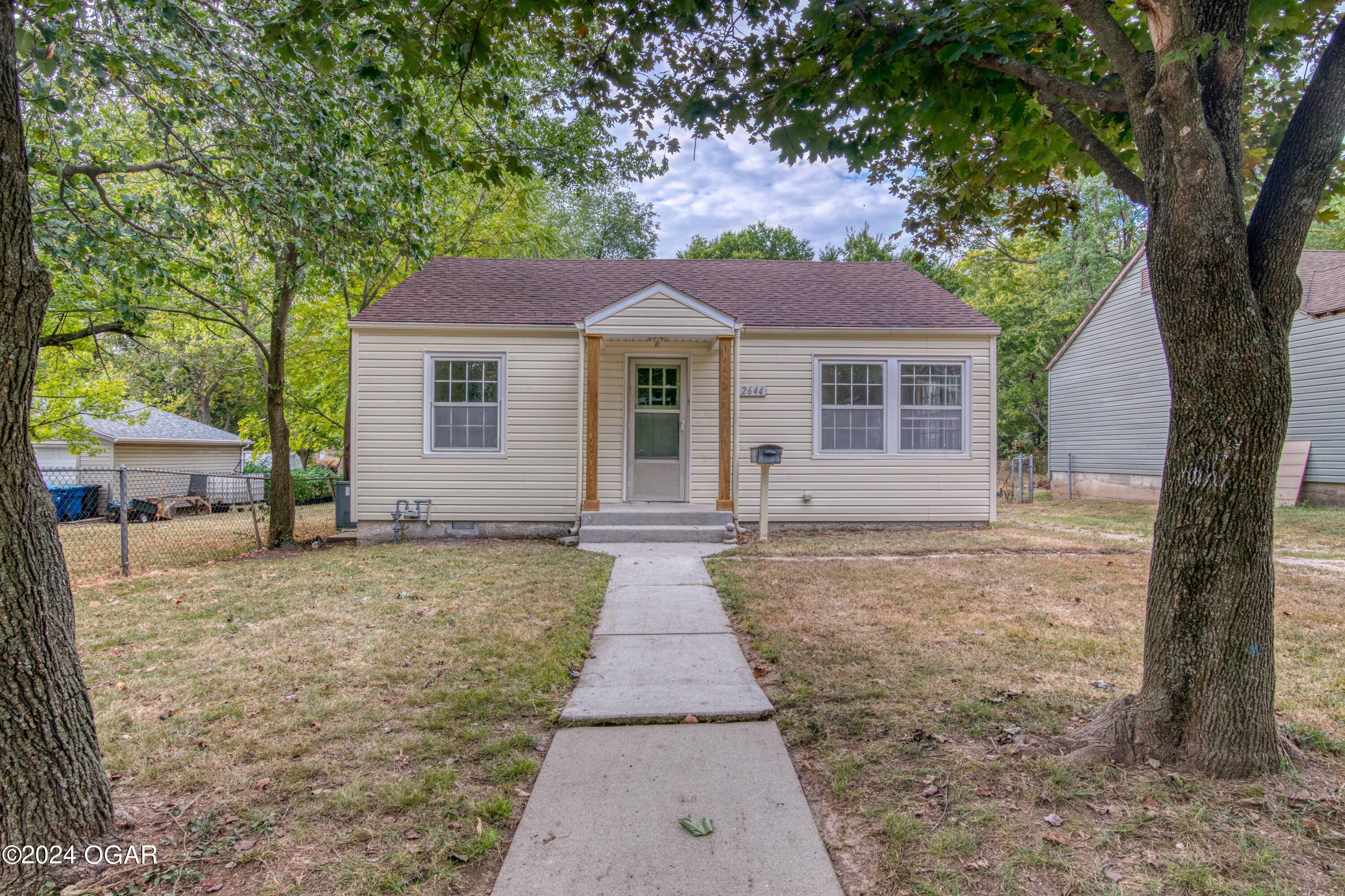 3rd St, Joplin, MO 64801