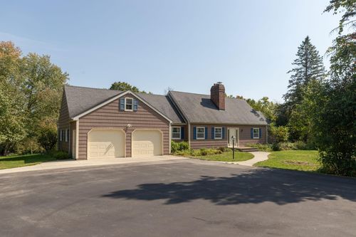 5610 Heather Dr Sw, Rochester, MN, 55902-8852 | Card Image