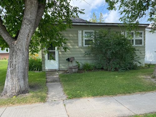 703 Center St E, Roseau, MN, 56751-1226 | Card Image