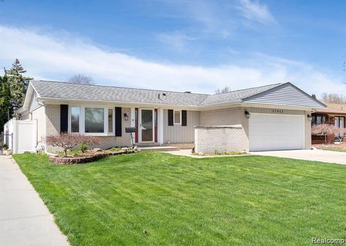 37653 Longacre Dr, Sterling Heights, MI, 48312-2261 | Card Image