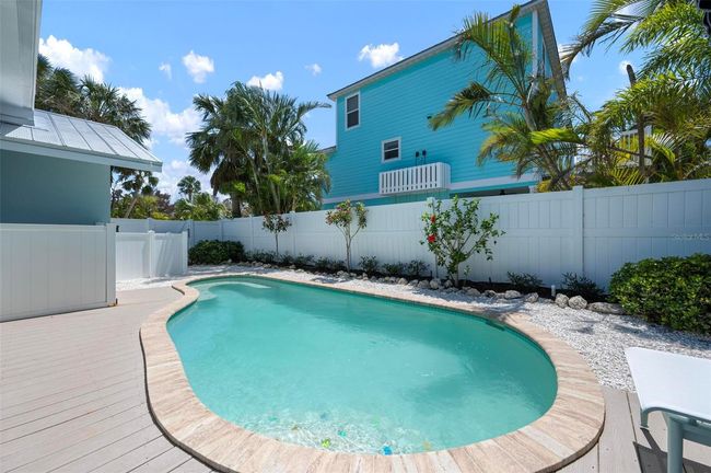 204 75 Th St, House other with 3 bedrooms, 2 bathrooms and null parking in HOLMES BEACH FL | Image 54