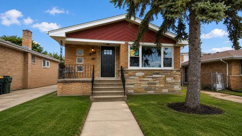 9117 S Saint Louis Ave, Evergreen Park, IL, 60805-1560 | Card Image