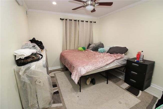 5079 Sanlin Dr, Condo with 1 bedrooms, 1 bathrooms and null parking in Coraopolis PA | Image 9