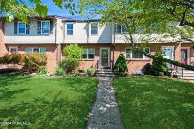 908 Judy Court, Condo with 2 bedrooms, 1 bathrooms and null parking in Brick NJ | Image 1