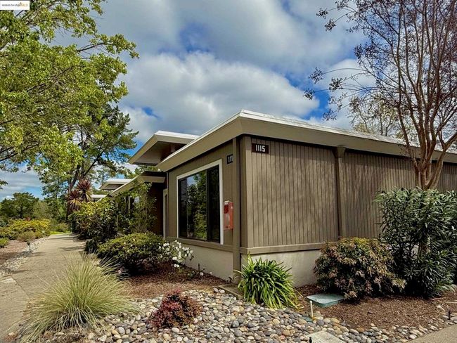 APT-4 - 1115 Running Springs Rd, Condo with 2 bedrooms, 2 bathrooms and 1 parking in Walnut Creek CA | Image 16