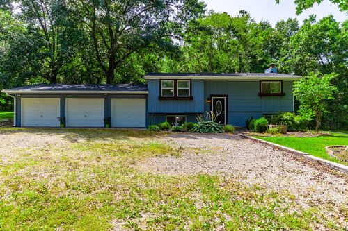 8801 Tom Bass Rd, COLUMBIA, MO, 65201 | Card Image