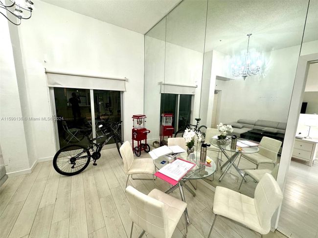 L42S - 1500 Bay Rd, Condo with 1 bedrooms, 1 bathrooms and null parking in Miami Beach FL | Image 11