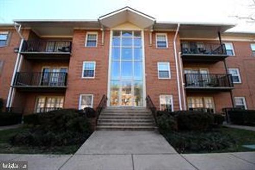apt-a26-3336 Spring Ln, FALLS CHURCH, VA, 22041-2643 | Card Image
