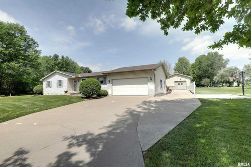 1447 Gilmoor Dr, Fowler, IL, 62338-2415 | Card Image