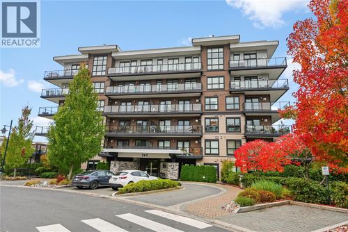 303-741 Travino Lane, Saanich, BC, V8Z0G3 | Card Image