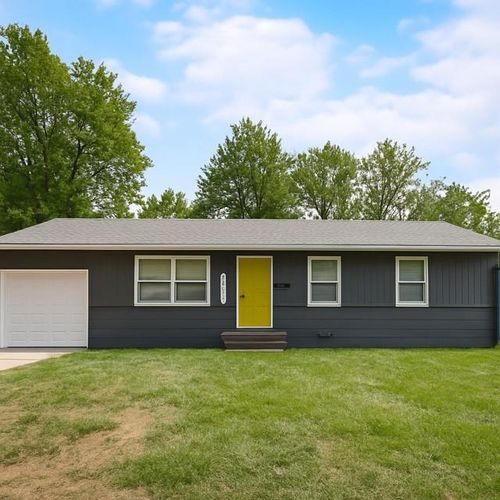 4327 N Drury Ave, Kansas City, MO, 64117-2033 | Card Image