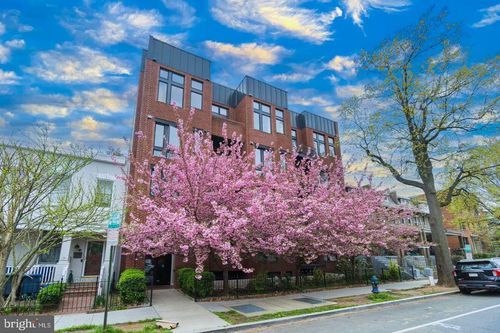apt-403-245 15th St Se, WASHINGTON, DC, 20003-2475 | Card Image